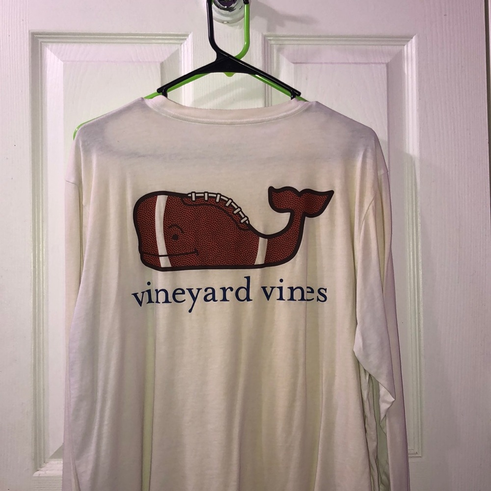 Vv t-shirt football whale